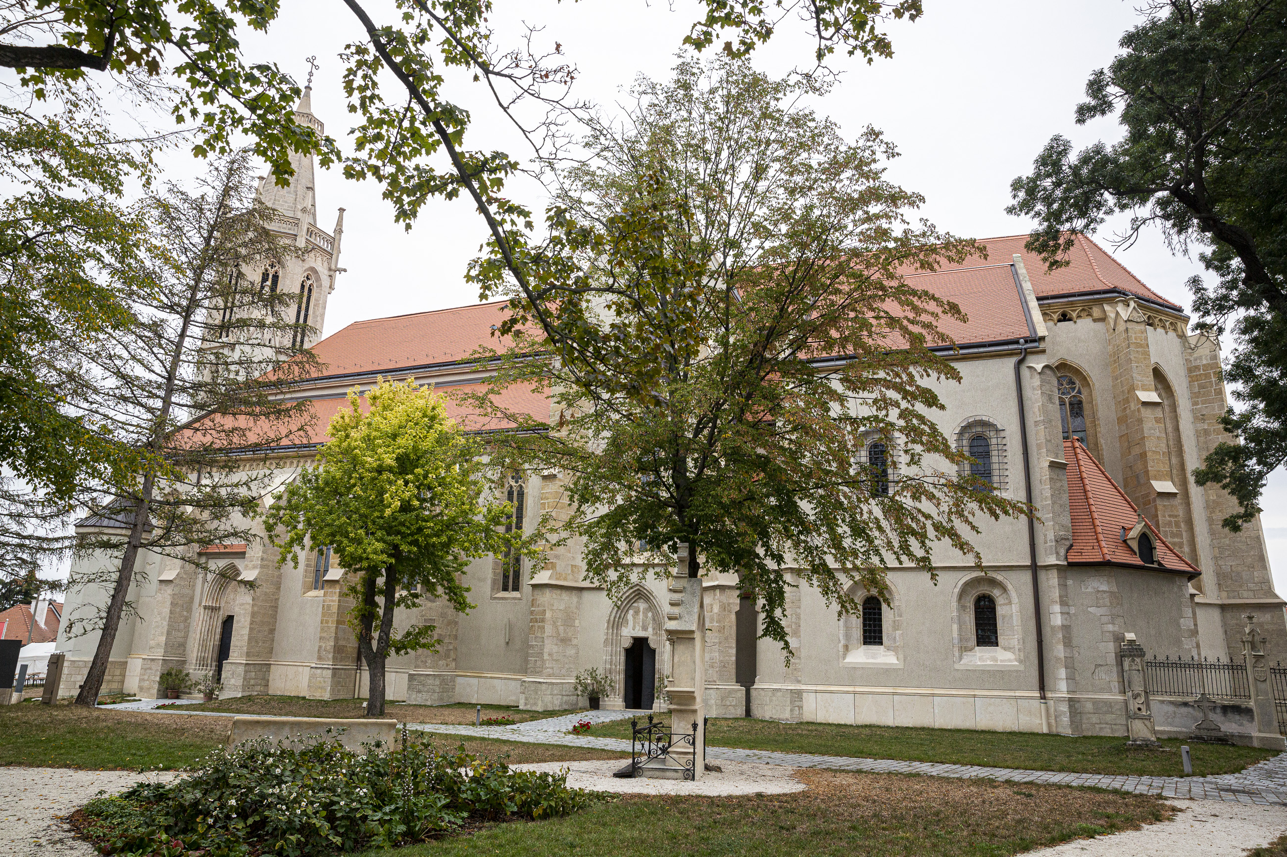 Sopron Szent Mihály Templom